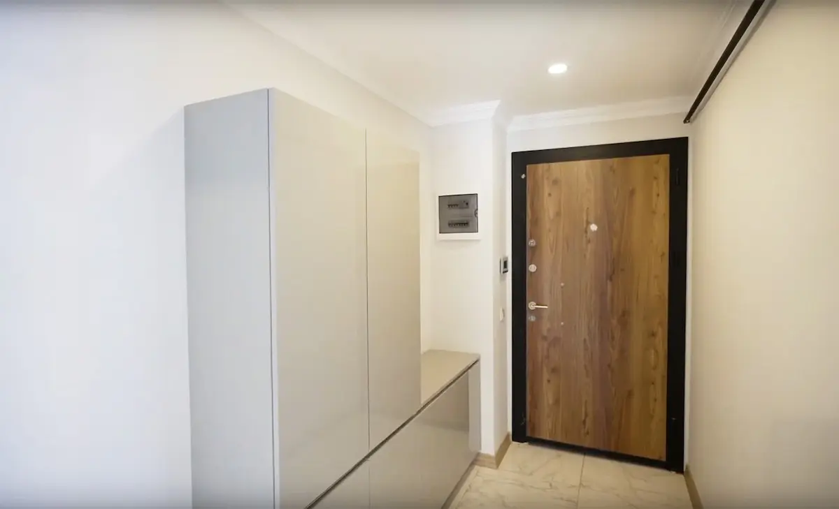 Flat entrance